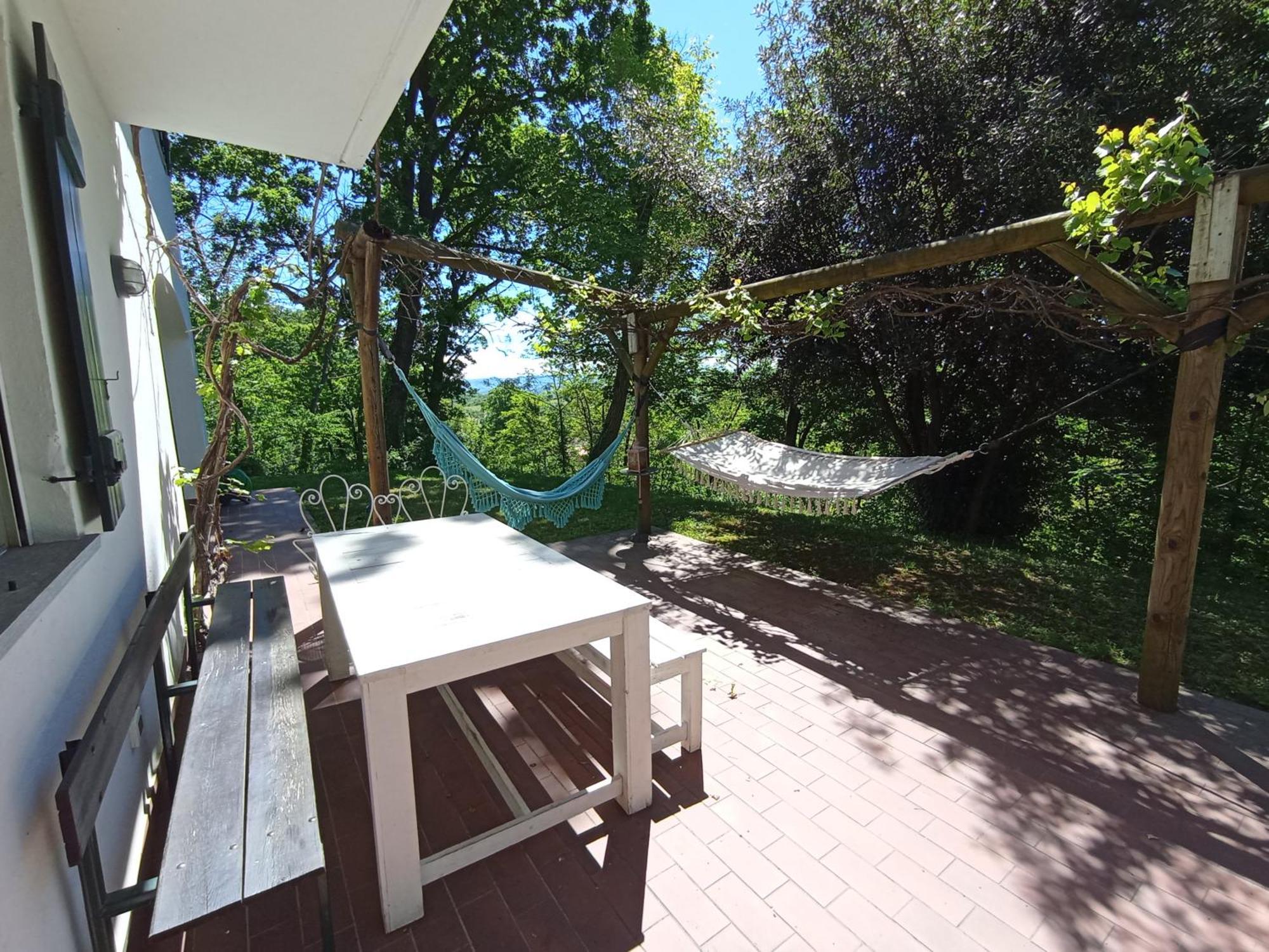 America Nei Boschi B&B บรา ภายนอก รูปภาพ